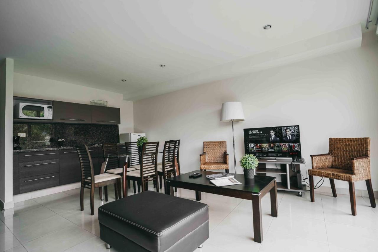 Suites Ciceron เม็กซิโกซิตี้ ภายนอก รูปภาพ